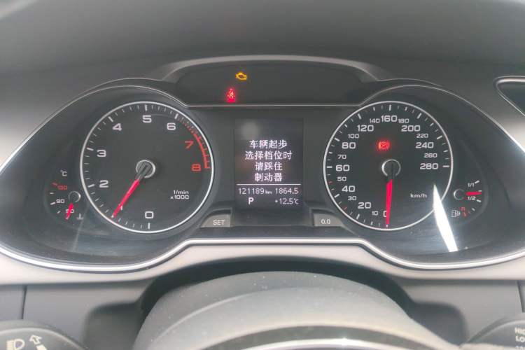 Used Audi A4L 2016 35 TFSI Collector's Edition Automatic Standard Model
