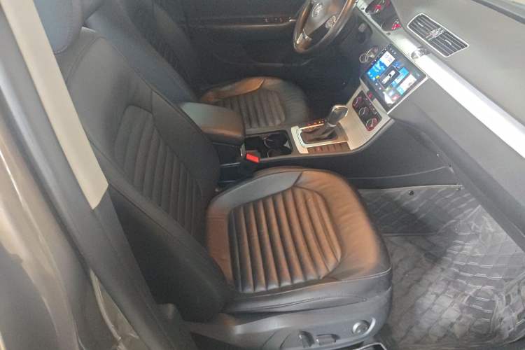 Used Volkswagen Magotan 2016 1.8TSI Smart Comfort Model
