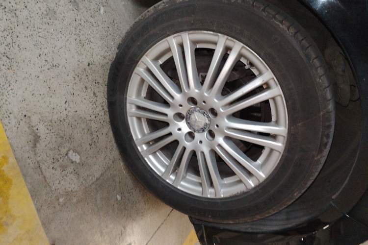 Used Mercedes-Benz E-Class 2012 E 200 L CGI Elegant Model
