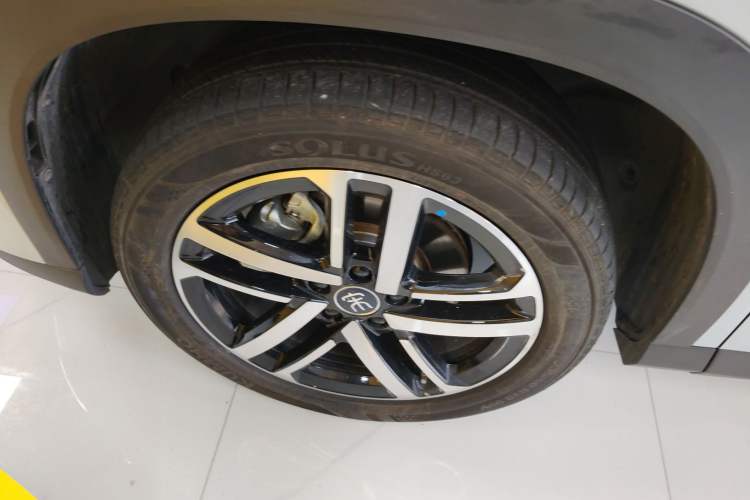 Used BYD Song L DM-i 2024 112 km Leading Edition