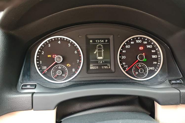 Used Volkswagen Tiguan 2010 2.0 TSI Automatic All-Wheel-Drive Elite Edition