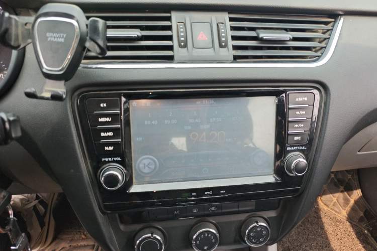 Used Skoda Octavia 2015 1.6L Automatic Yijie Edition
