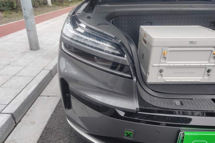 Used ONVO Luxeed L90 2025 Model—Ultra Six-Seater Version
