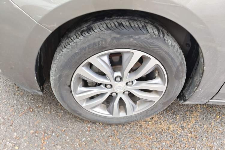 Used Buick GT 2019 18T Automatic Connected Elite Model China VI Standard Left Front Wheel Hub