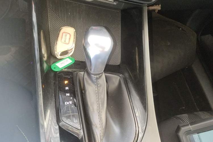 Used Roewe i5 2021 1.5L CVT Platinum Edition