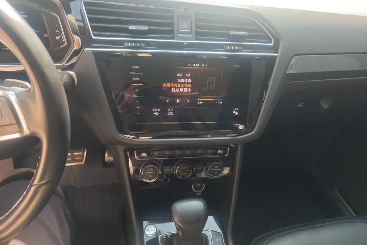 Used Volkswagen Tiguan L 2021 330TSI Automatic Two-Wheel Drive R-Line Enhanced Edition
