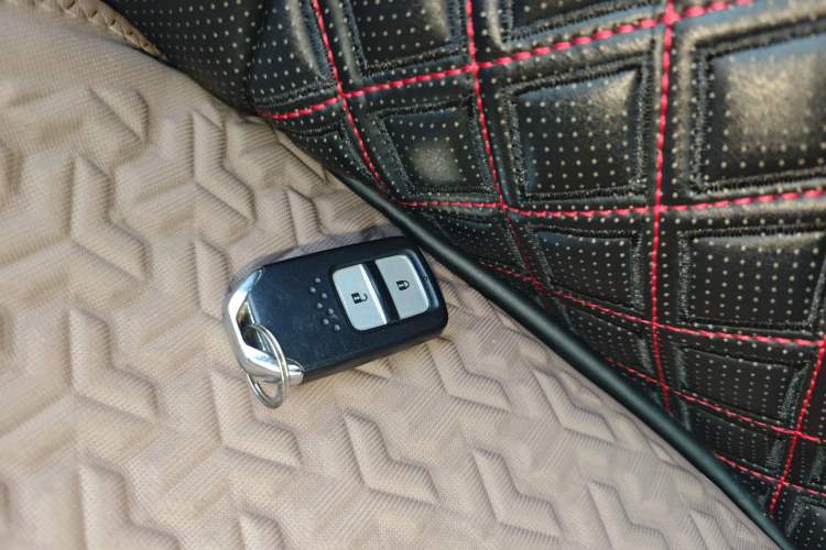 Used Honda XR-V 2017 1.8L EXi CVT Comfort Version
