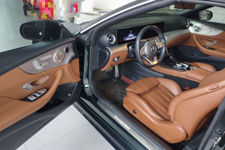 Used Mercedes-Benz E-Class 2020 E 260 4MATIC Convertible Coupe
