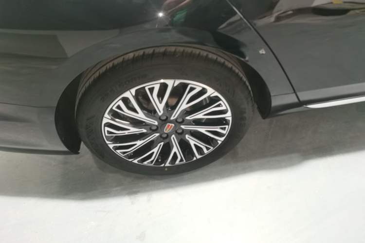 Used Hongqi H5 2024 2.0T Automatic Smart Connect Flagship Edition