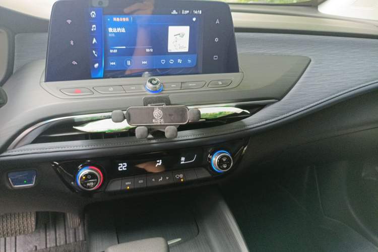 Used Buick Velite 6 2023 430km Range Commuter Version Audio And AC Panel