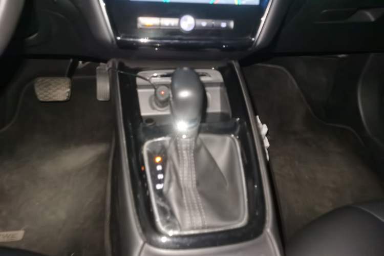 Used Roewe i5 2019 20T Automatic Intelligent Connectivity Super-Power Supreme Edition