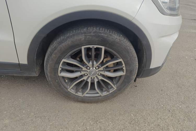 Used Land X7 2018 Geely Jingyue 1.5T Panoramic Luxury Model
