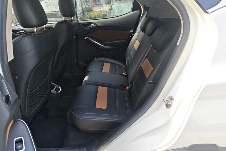 Used BYD Yuan 2016 1.5L Manual Luxury Model