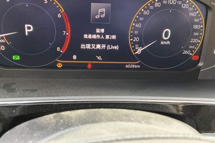 Used Volkswagen Passat 2025 Premium Version 380TSI Dragon Edition Odometer Close Up