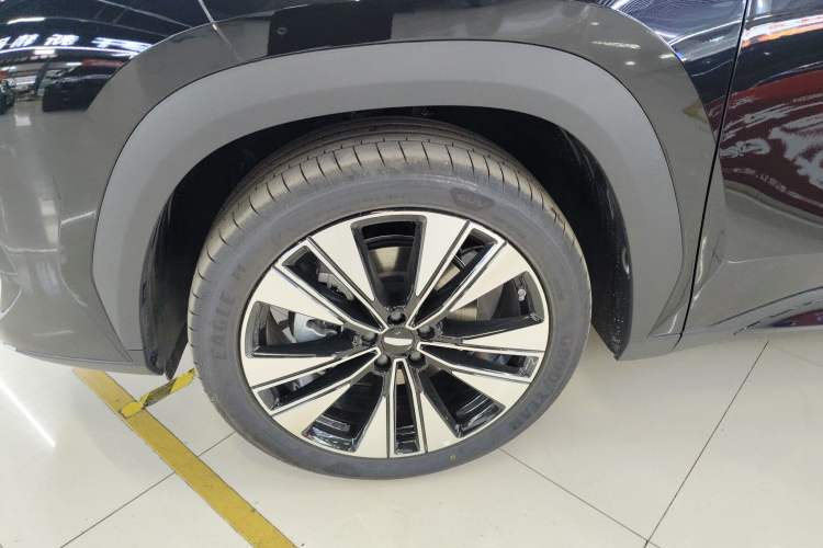 Used Geely Auto FX11 2025 4th Generation 1.5TD DCT Jinxiu
