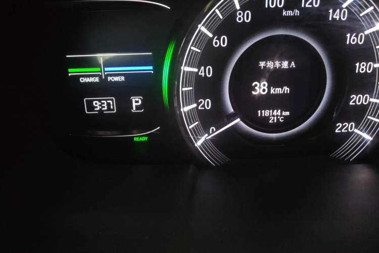 Used Honda Elysion 2019 2.0L Hybrid Luxury Edition Odometer Close Up