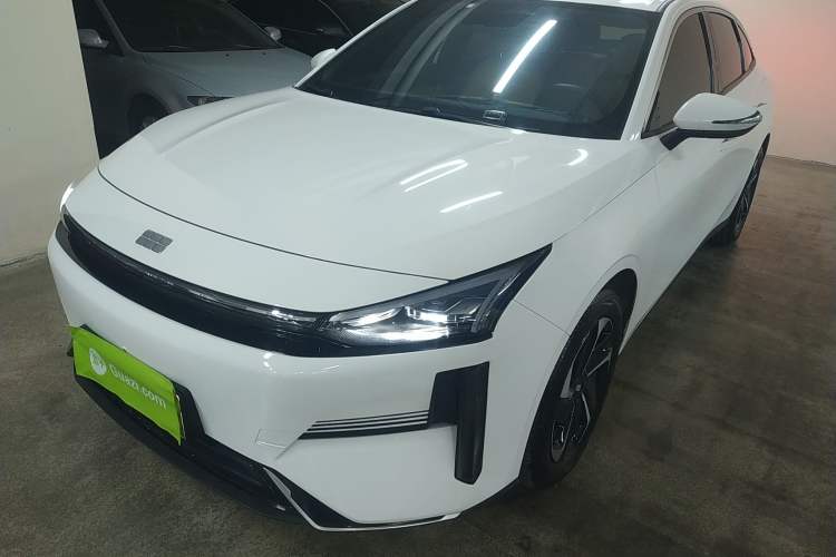 Used Geely Galaxy L6 2023 125km PLUS