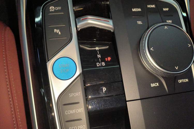 Used BMW i3 2022 eDrive 35 L
