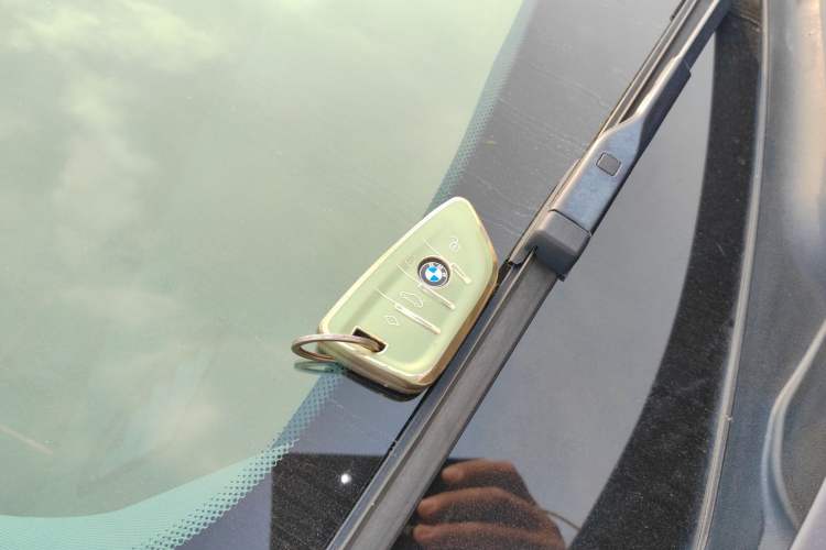 Used BMW X1 2021 sDrive20Li Premium Edition Vehicle Key