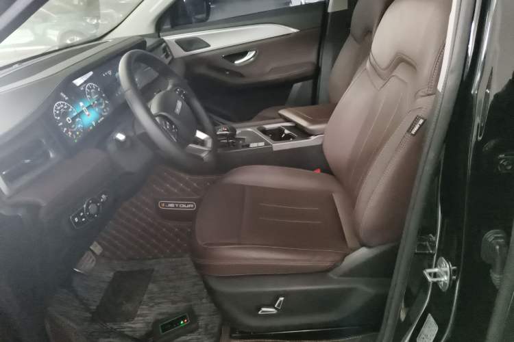 Used JETOUR X90 PLUS 2023 Facelift 1.6TD DCT Villa 7-Seater