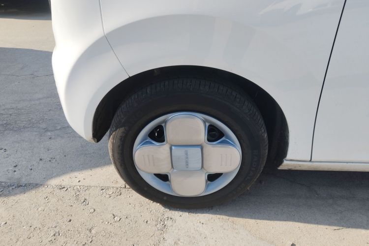 Used Geely Galaxy Panda 2023 Panda Mini 200km Endurance Bear Left Front Wheel Hub