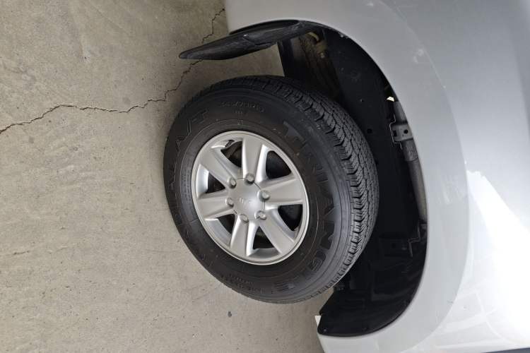 Used Isuzu JLM 2022 2.8T Classic Diesel Two-Wheel Drive Comfort Version with Standard Wheelbase – JE493ZLQ6E