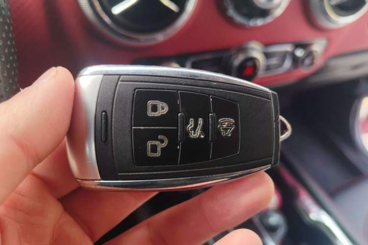 Used BAIC Off-Road BJ40 2018 PLUS 2.3T Automatic Four-Wheel Drive Flagship Version China V Emission Standard
