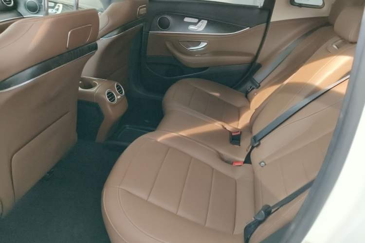 Used Mercedes-Benz E-Class 2019 E 300 L Sport Luxury Edition
