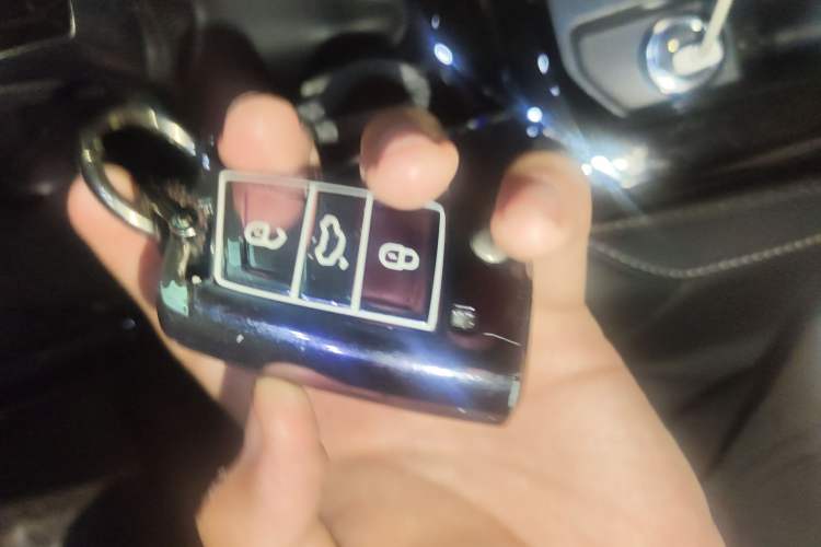 Used Volkswagen Passat 2025 Premium Version 380TSI Dragon Edition Vehicle Key