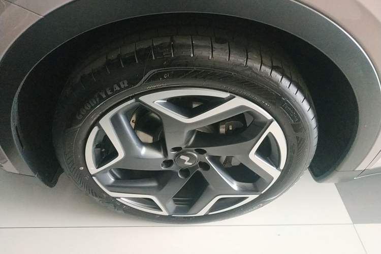 Used ONVO L60 2024 60 kWh Rear-Drive Version
