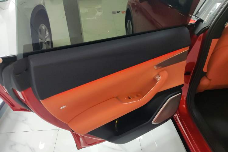 Used ONVO L60 2024 60 kWh Rear-Drive Version