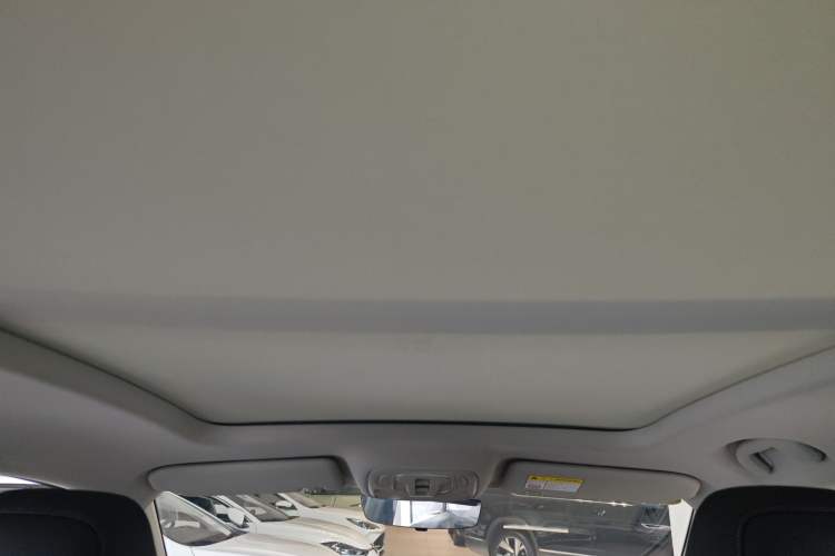 Used Roewe RX5 2023 PLUS 330TGI Automatic Trendsetting Smart Edition