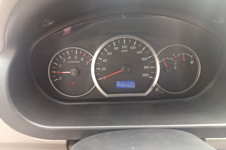 Used Wuling Hongguang 2014 1.2L Standard Model China IV
