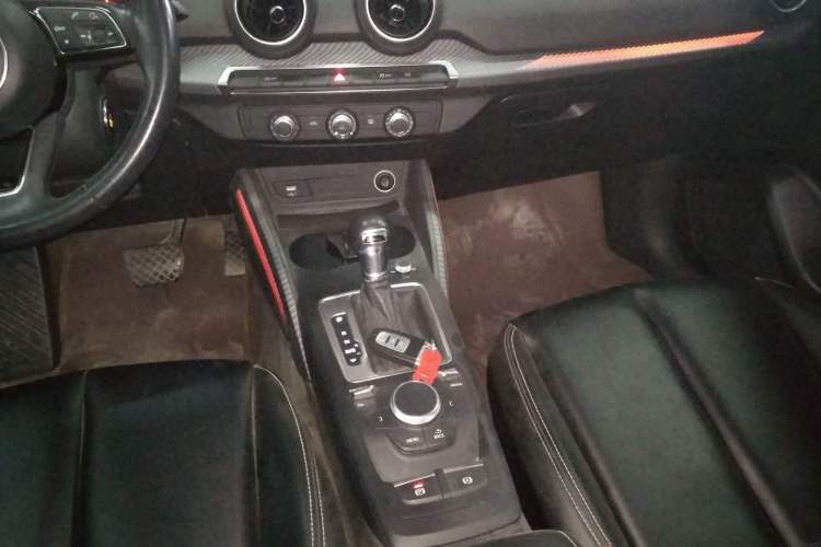 Used Audi Q2L 2018 35 TFSI Launch Exclusive Edition China VI