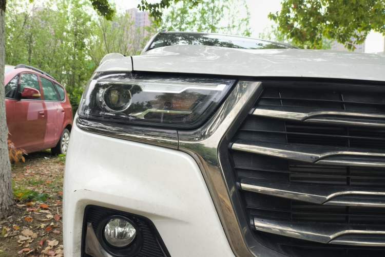 Used Haval H6 2021 National Trend Edition 1.5T Automatic Champion Version Right Front Headlight