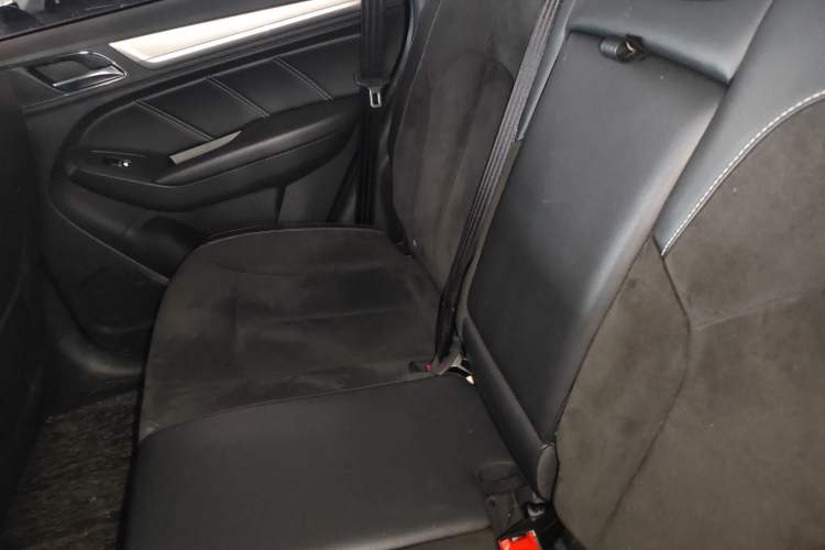 Used Roewe RX5 New Energy 2017 eRX5 50T Hybrid Connected Prestige Flagship Edition