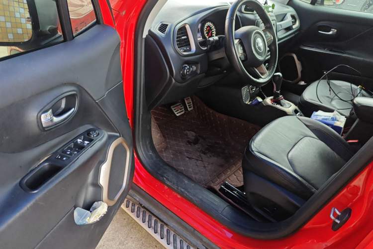 Used Jeep Renegade 2016 1.4T Automatic Smart Edition