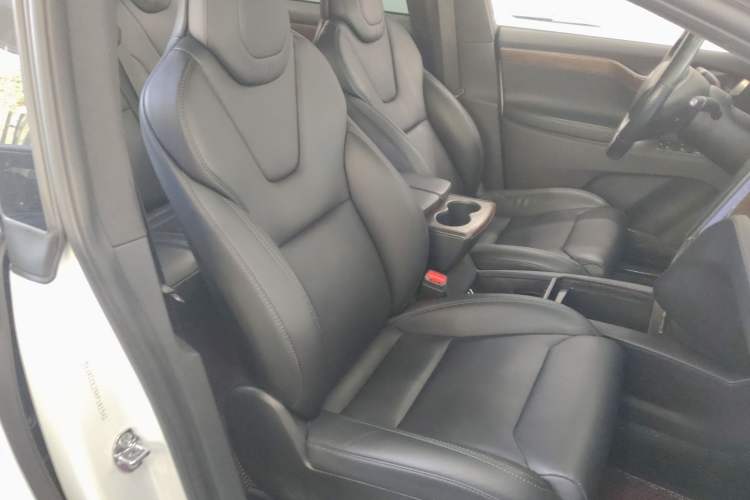 Used Tesla Model X 2019 Long-Range Version
