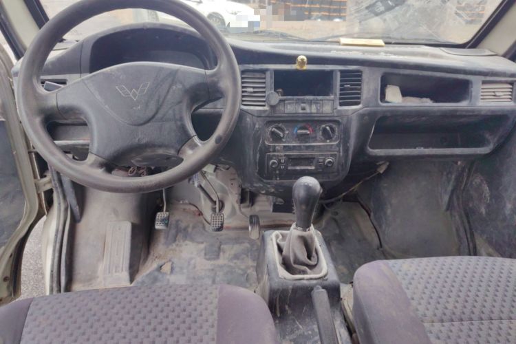 Used Wuling Zhiguang 2013 1.0L Practical Version