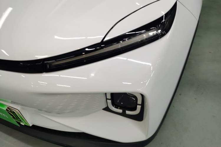 Used Geometry E Firefly 2024 301km Starlight
