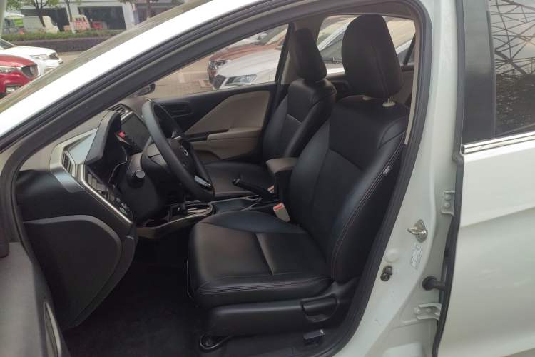 Used Honda Greiz 2016 1.5L CVT Classic Edition
