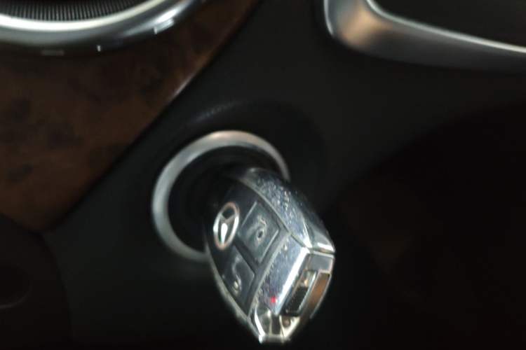 Used Mercedes-Benz GLA 2015 GLA 260 4MATIC Sport Edition Vehicle Key