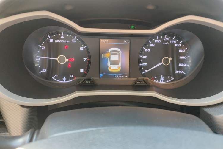 Used Geely Auto Emgrand GL 2017 1.8L DCT Elite Model
