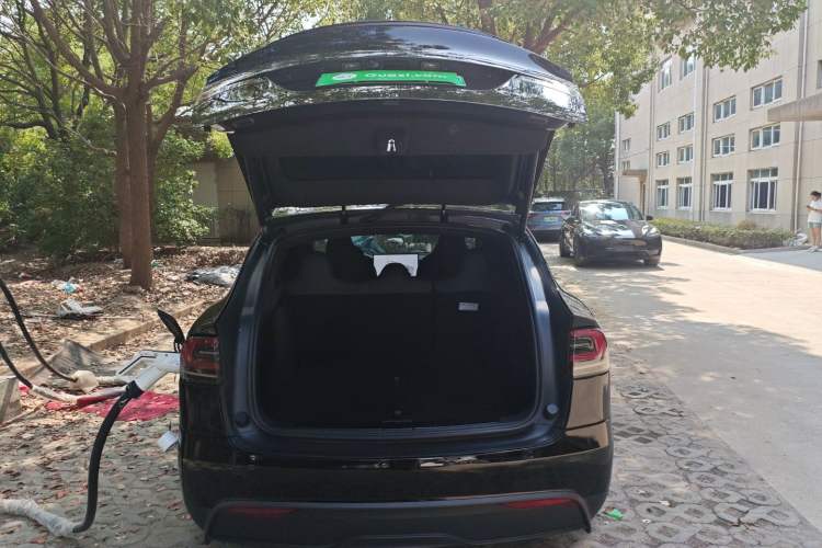 Used Tesla Model X 2023 Dual-Motor All-Wheel-Drive Version
