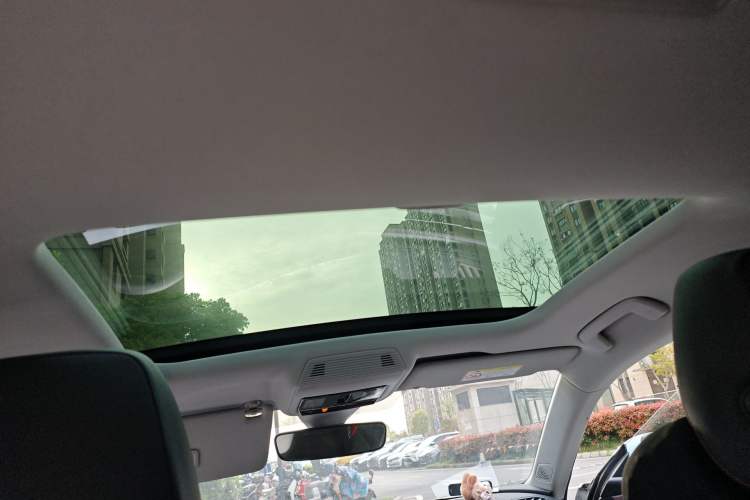 Used Volkswagen Lamando 2024 Lavida L 280TSI DSG Cool & Spicy Edition Headliner