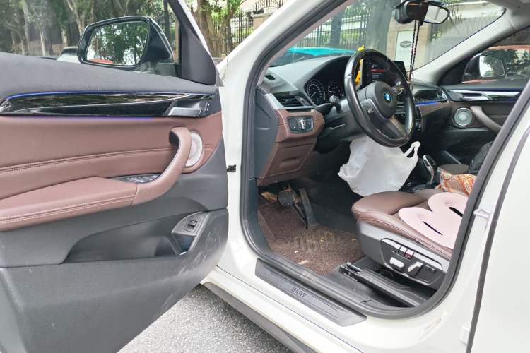 Used BMW X2 2021 sDrive25i M Sport Package Driver Seat