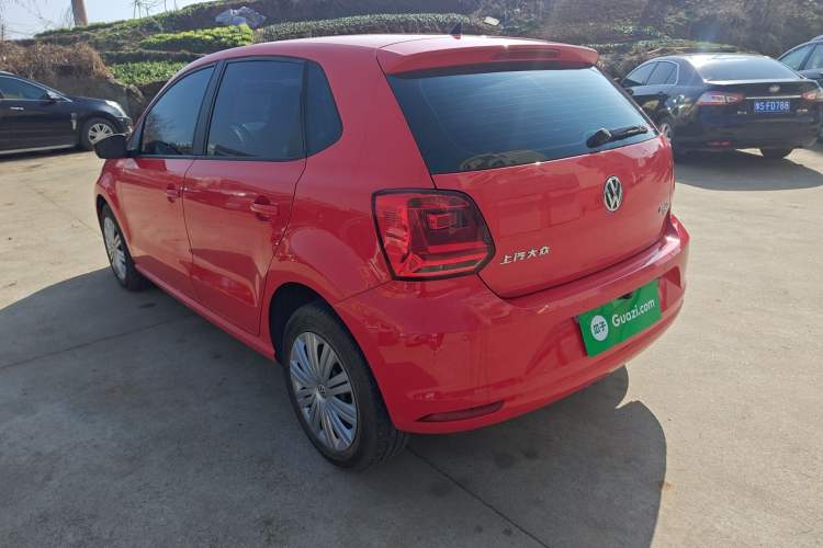 Used Volkswagen Polo 2016 1.6L Automatic Comfort Model

