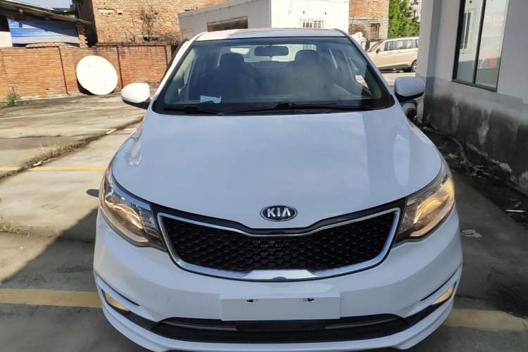 Used Kia K2 2015 Sedan 1.4L Automatic GLS
