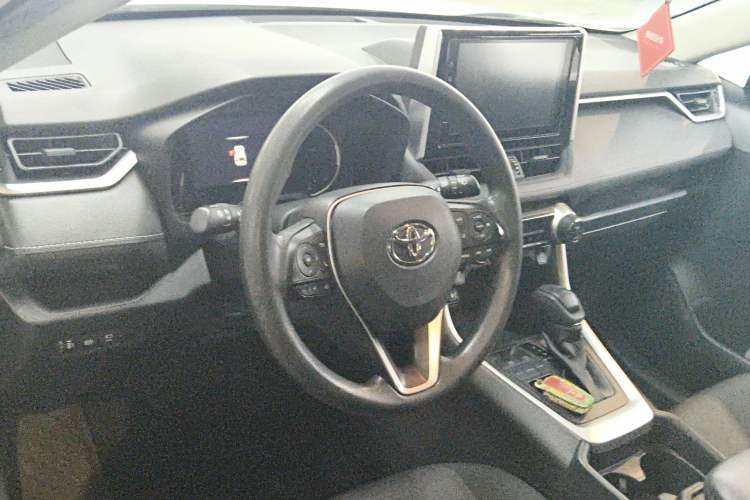 Used Toyota RAV4 2020 2.0L CVT Two-Wheel Drive Fashion Edition