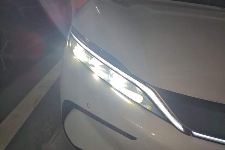 Used BYD Han 2022 EV Genesis Edition 610KM All-Wheel Drive Premium Model
